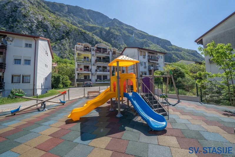 NOVA DJEČIJA IGRALIŠTA NA ČETIRI...